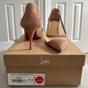 Like new Christian Louboutin Galativi Heels 70. Size 37.5 US 7.5. Worn once!
